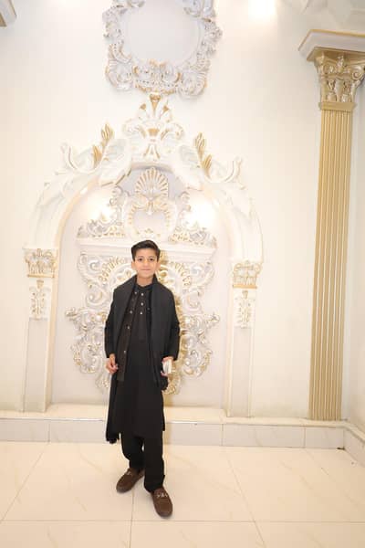 King size bed 2 side tables dressing table