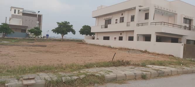 100 Series Solid Land Plot Top Height Location Plot Ideal For Investment Or Residential Point Of View