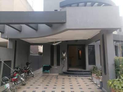 1 Kanal Luxury Beautiful Owner Build 80 Feet Road house All Original Picture attached With Direct Meeting Available For Sale in Johar town phase 2 Near Emporium Mall and Canal Road.