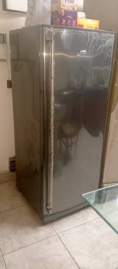 Dawlance Vertical Refrigerator