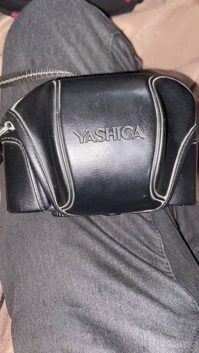 Yashica MF-2 super