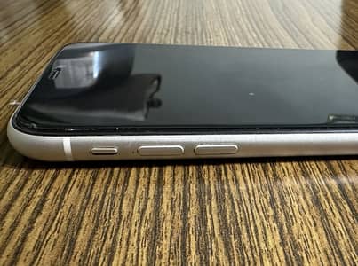 I phone 11 64gb PTA approved