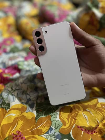 Samsung S22 plus 8/128 GB