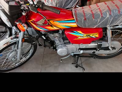 CG 125 red 0 meter whatsapp+phone 03007422990