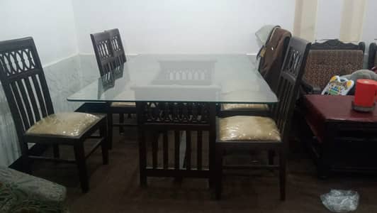 Dinning Table with 6 Chairs