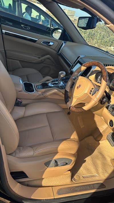 Porsche Cayenne S Hybrid