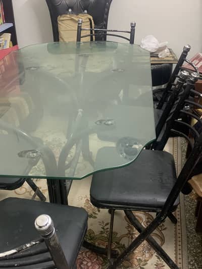 Dinning table with 5 chairs
