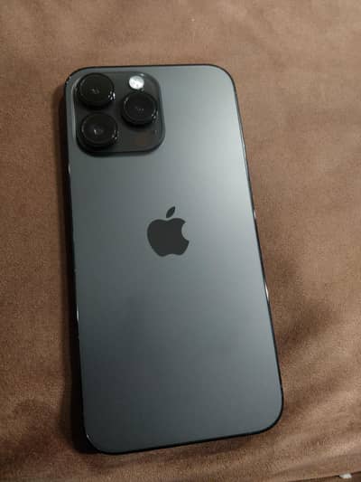 Iphone 14 pro max 93% health