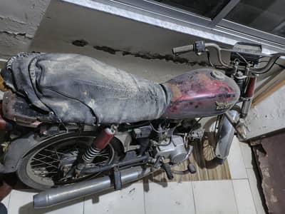 used bike sub Kuch Naya lagna pare gai