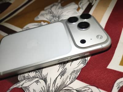 iPhone 17 Pro 256Gb (Open Box)