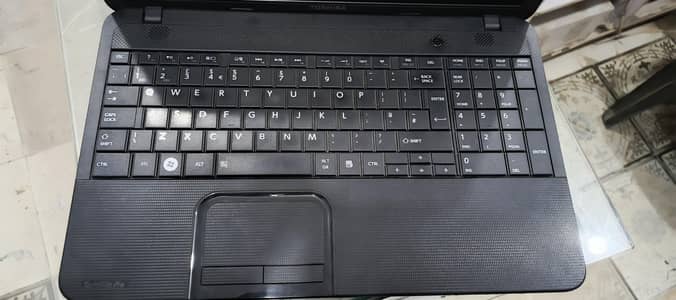 [Toshiba/core i5] - [RAM 4gb] / [200gb] - بہترین حالت، مناسب قیمت