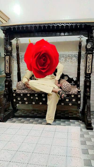 Wooden Chinyoti Jhoola