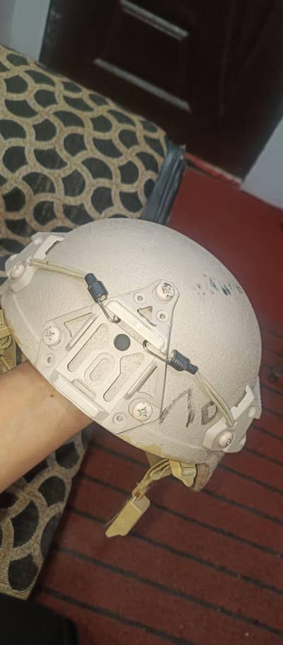 Ballistic combat Helmet ( Kevlar ) Level 3a