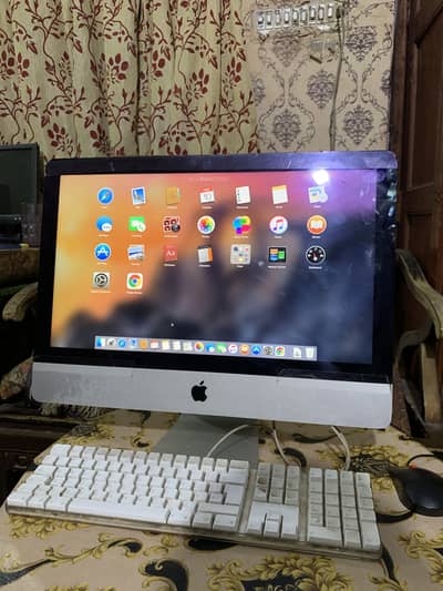 I-MAC 2013 | 21.5 Inches Screen
