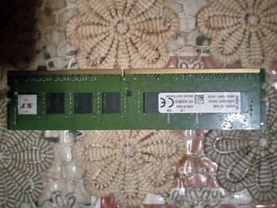 DDR4 8 Gb ram available.