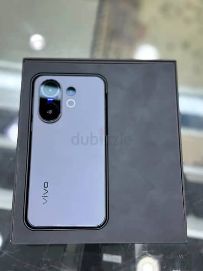 Vivo x200fe PTA Approved 5 month warranty remaining