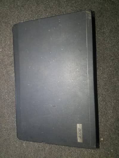 Acer travel mate 8572T core i5 / 15.6 inch full display laptop