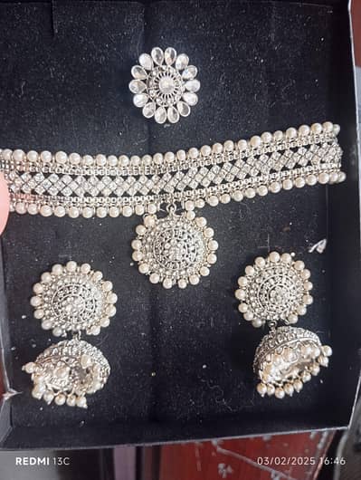 beautiful necklace sets