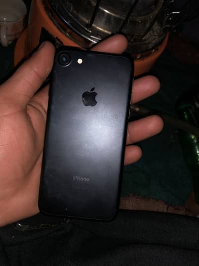 Urgent sale iPhone 7