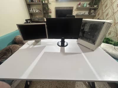 OFFICE/GAMING TABLE FOR SALE