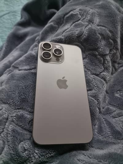 15 pro max 256 gb jv