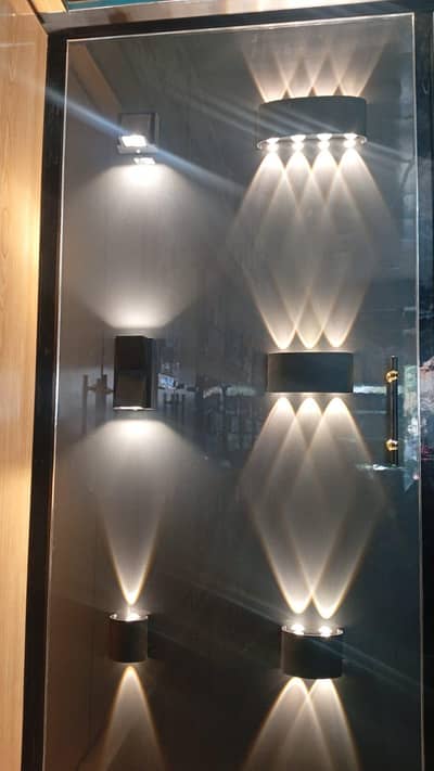 Fancy Walls Nd Pilar's Lights