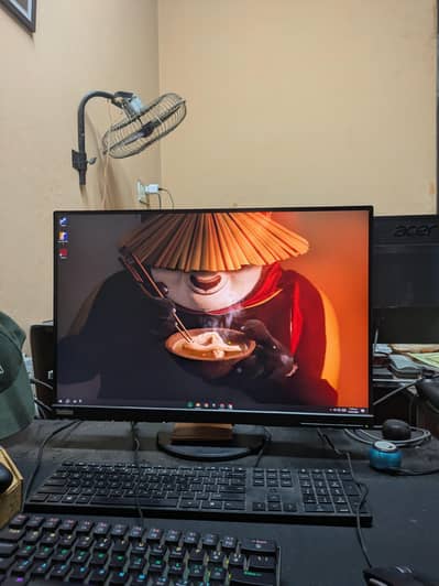 24 inch border less monitor