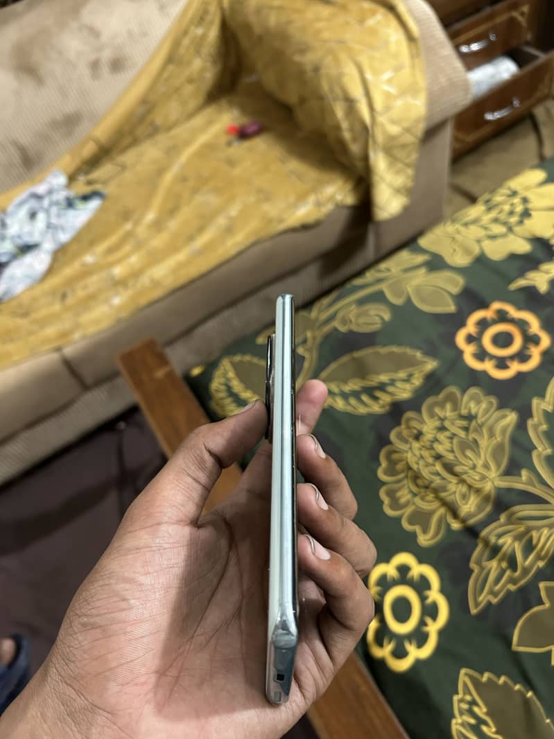 Redmi note 14 pro plus 5
