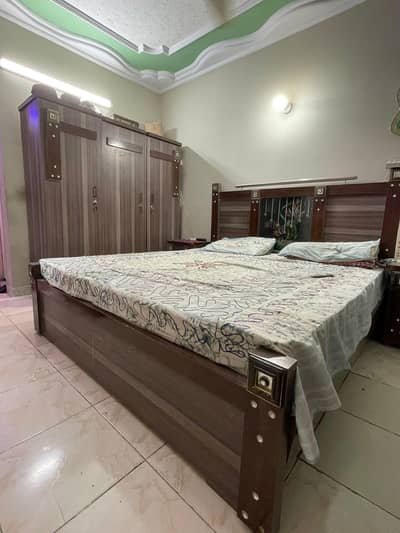 bed room set for sale