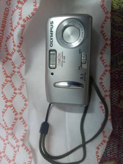 Olympus Camedia C-180