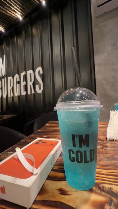 iPhone 17 pro max jv