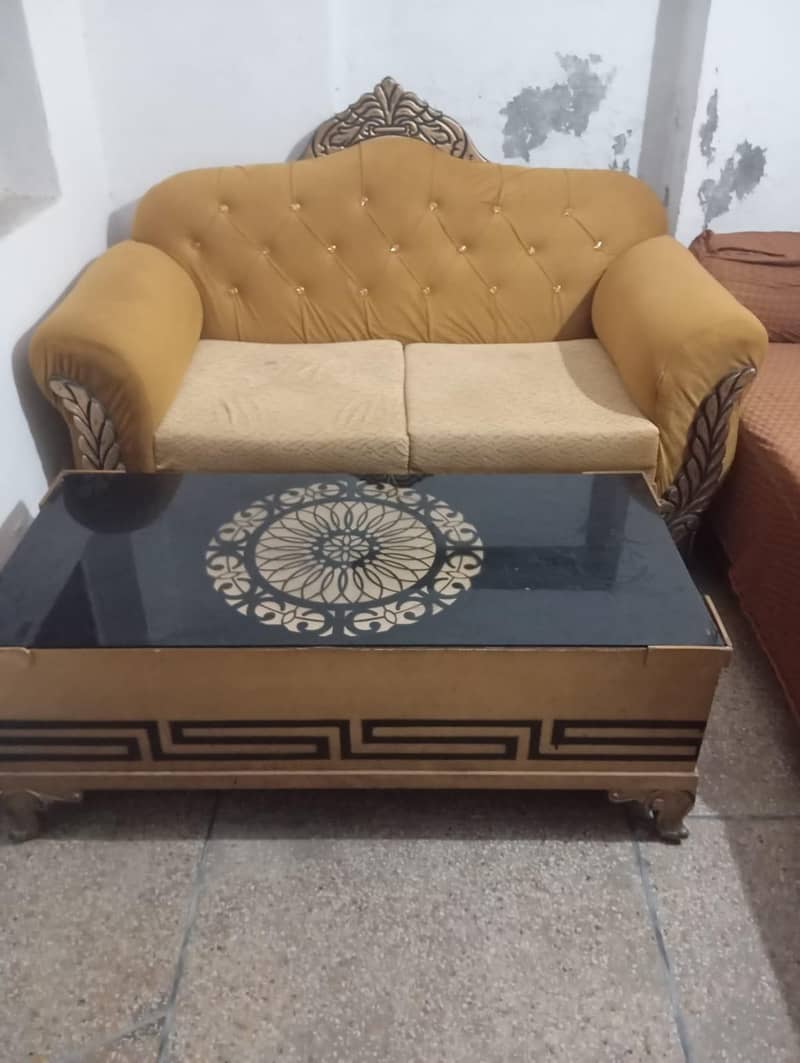 Sofa set 0