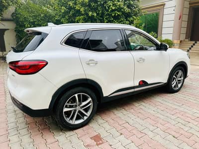 MG HS new digital meter