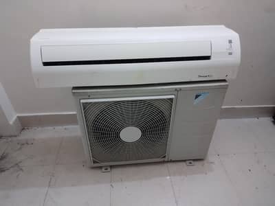 1.5 Ton Daikan Split AC (Made in Malaysia)