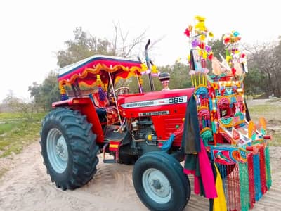 Massey Ferguson Tractor 385