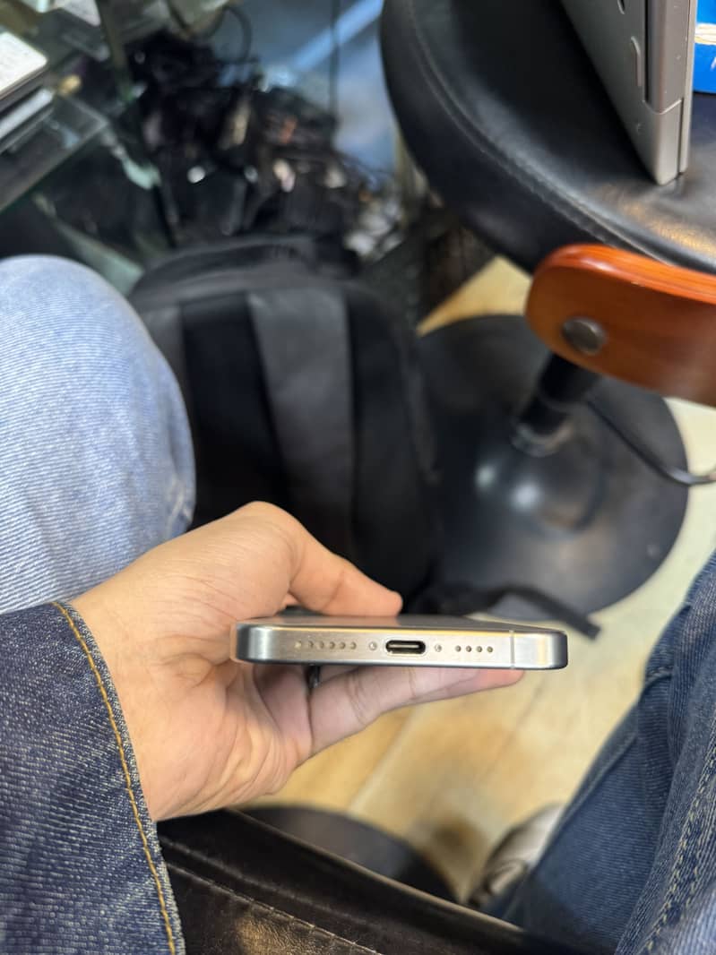 İPhone 15 pro max 3