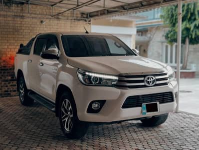 Hilux Revo 2.8 v variant