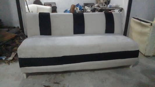 3 seter sofa set be Pura bana Dunga same cahiye ho ksi ko to
