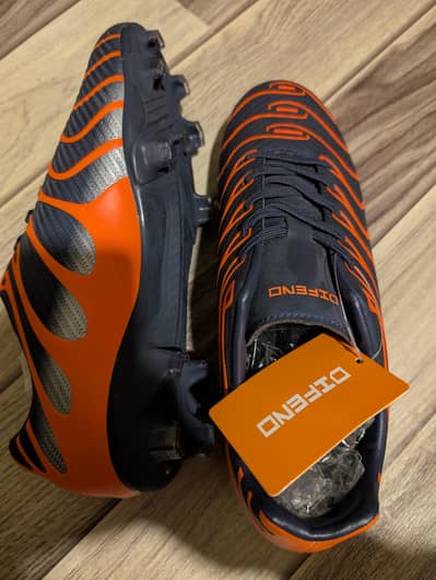 Difeno football shoes original
