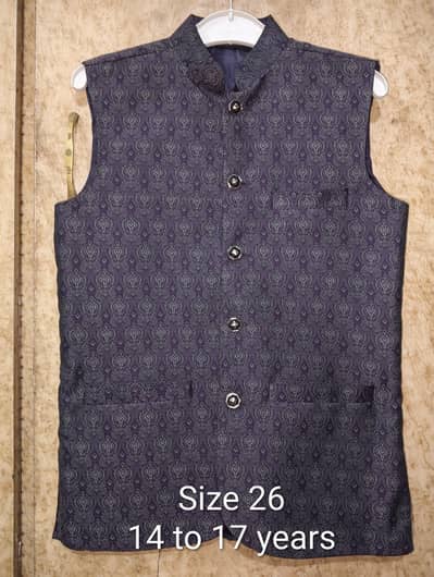 Boy waist coat (Preloved) purchase from the branded outlet