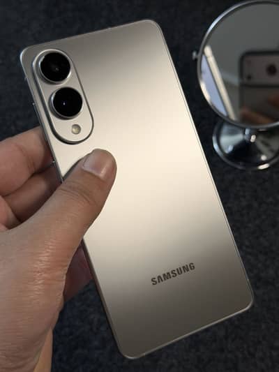  Samsung Galaxy S25 Edge – 256GB – PTA Approved – Full Box 