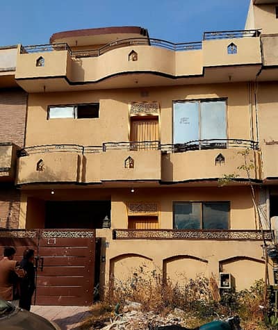 25x40 4 Marla House for Sale G-13