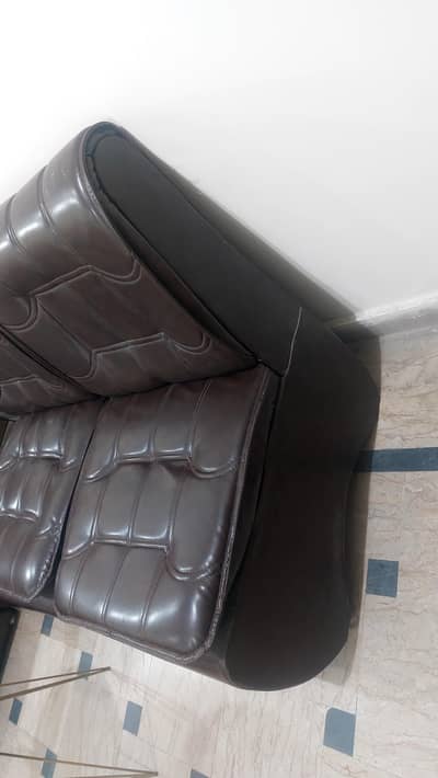 Single seater sofa for Sale