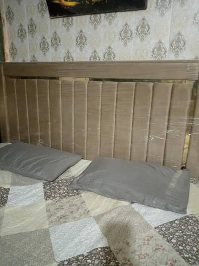 wooden bed / king size bed / bed set / velvet bed