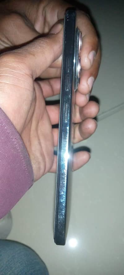 techno 30  pro  just USA 4 mha one hand USA all Okk condition 10/10