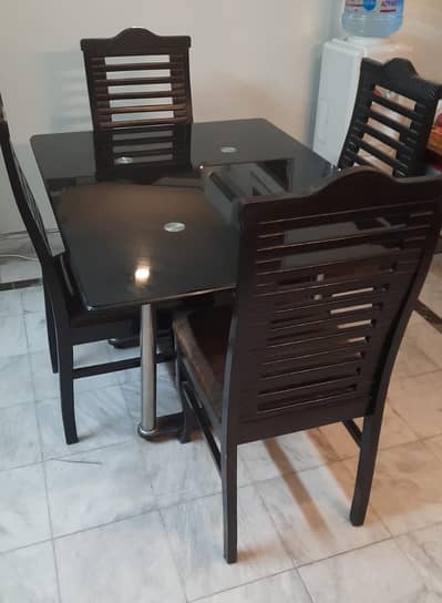 Dining table and chairs set of 4