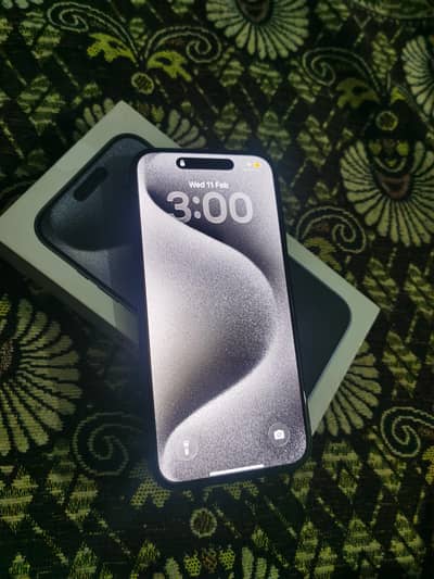 iphone 15 pro Factory unlocked phone with  orignal Box.