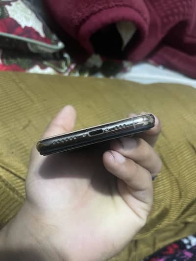 iPhone XS fu model 64gb exchange possible