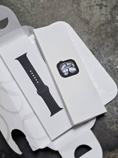 apple watch series 11 just active no used 46mm gps jet black