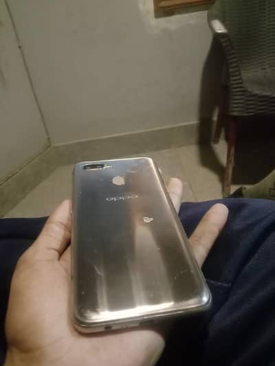 oppo A7 64gb urgent paso ki need hai is lay mobial sell krna hai
